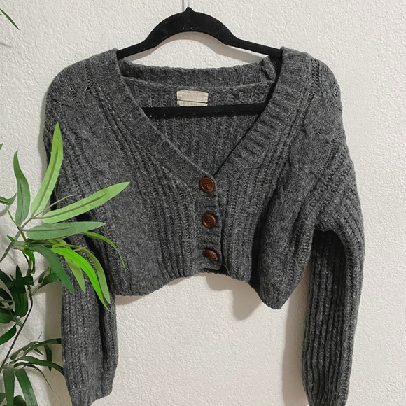 Urban Outfitters Sweaters - Urban outfitters/ UO sweaters cropped cable knit cardigan